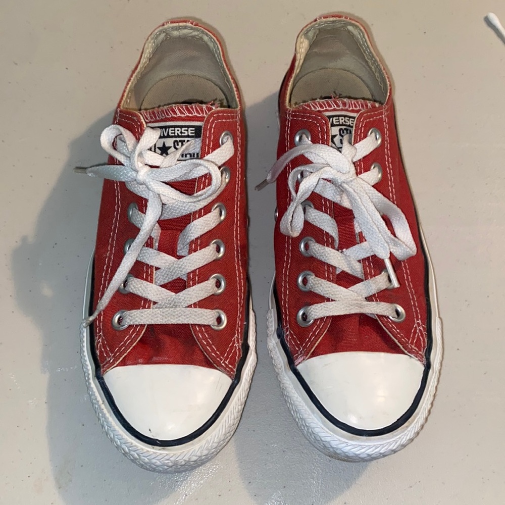 Barely Worn Red/Orange low top All Star Converse